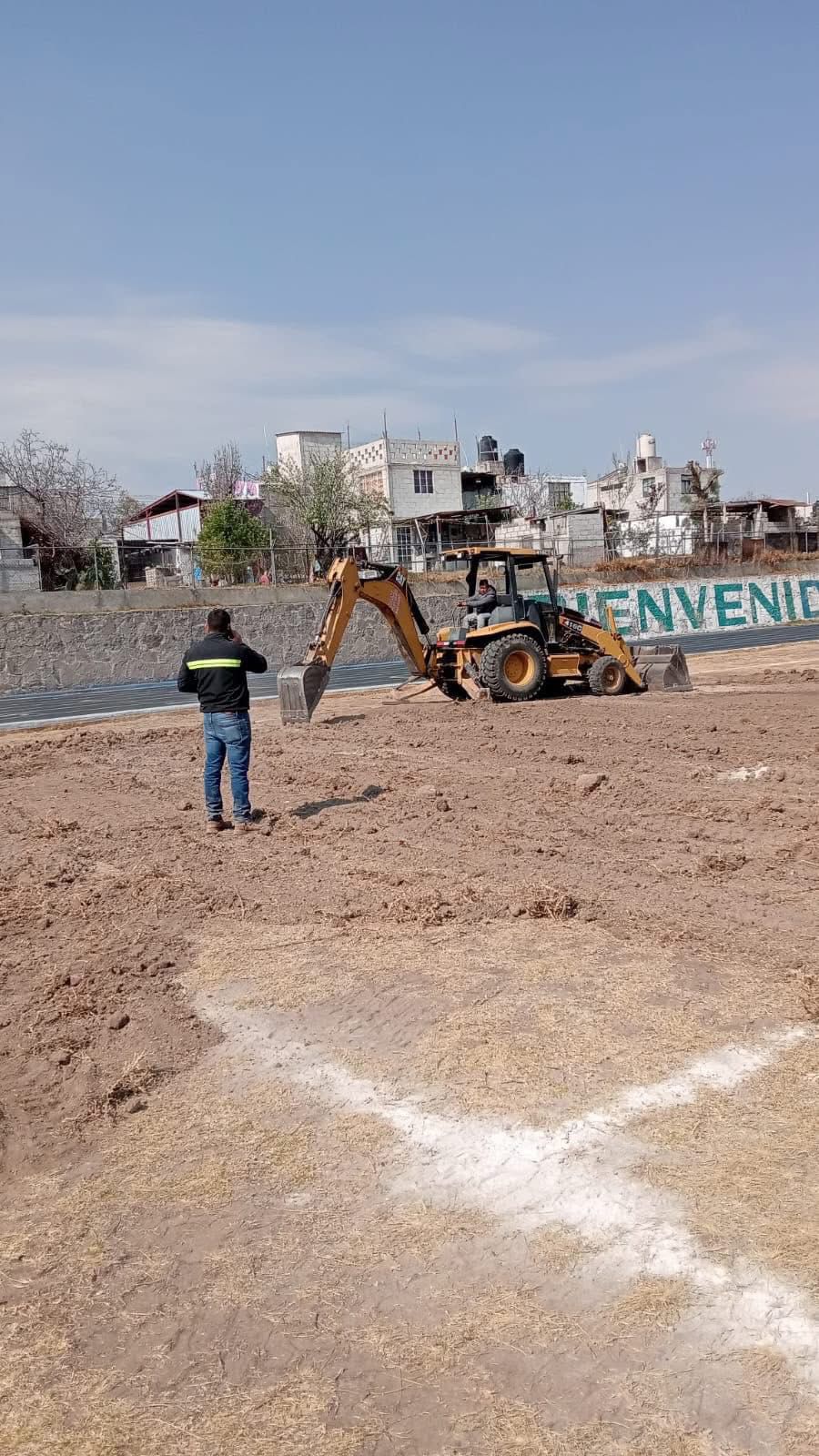 Huamantla fortalece su infraestructura deportiva con la construcción de nuevas canchas en la Unidad Deportiva